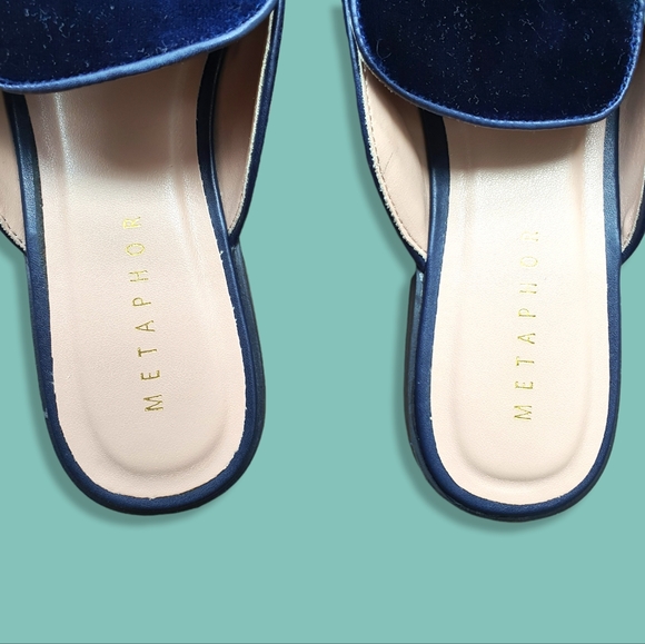 Velvet Slip on Mule Flats Loafer Slide with Gold Horsebit, Navy Blue - Picture 4 of 6